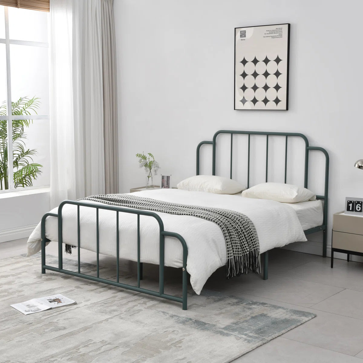Furnishiaa Modern Metal Platform Bed – Queen & King Size