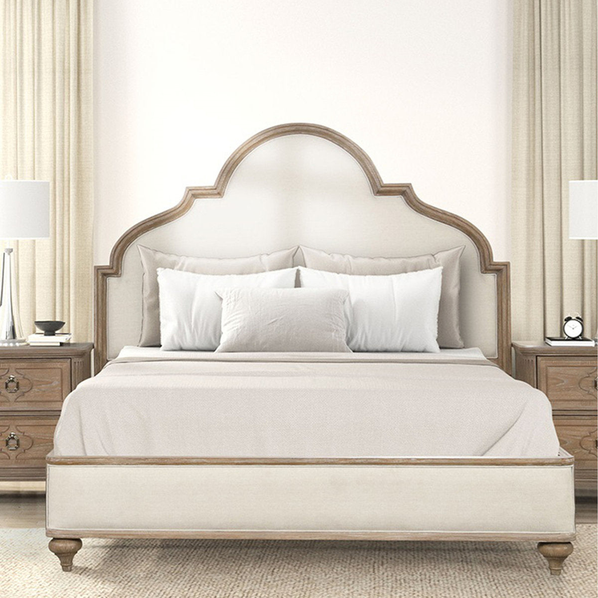 Furnishiaa Classic Traditional Solid Wood Bed