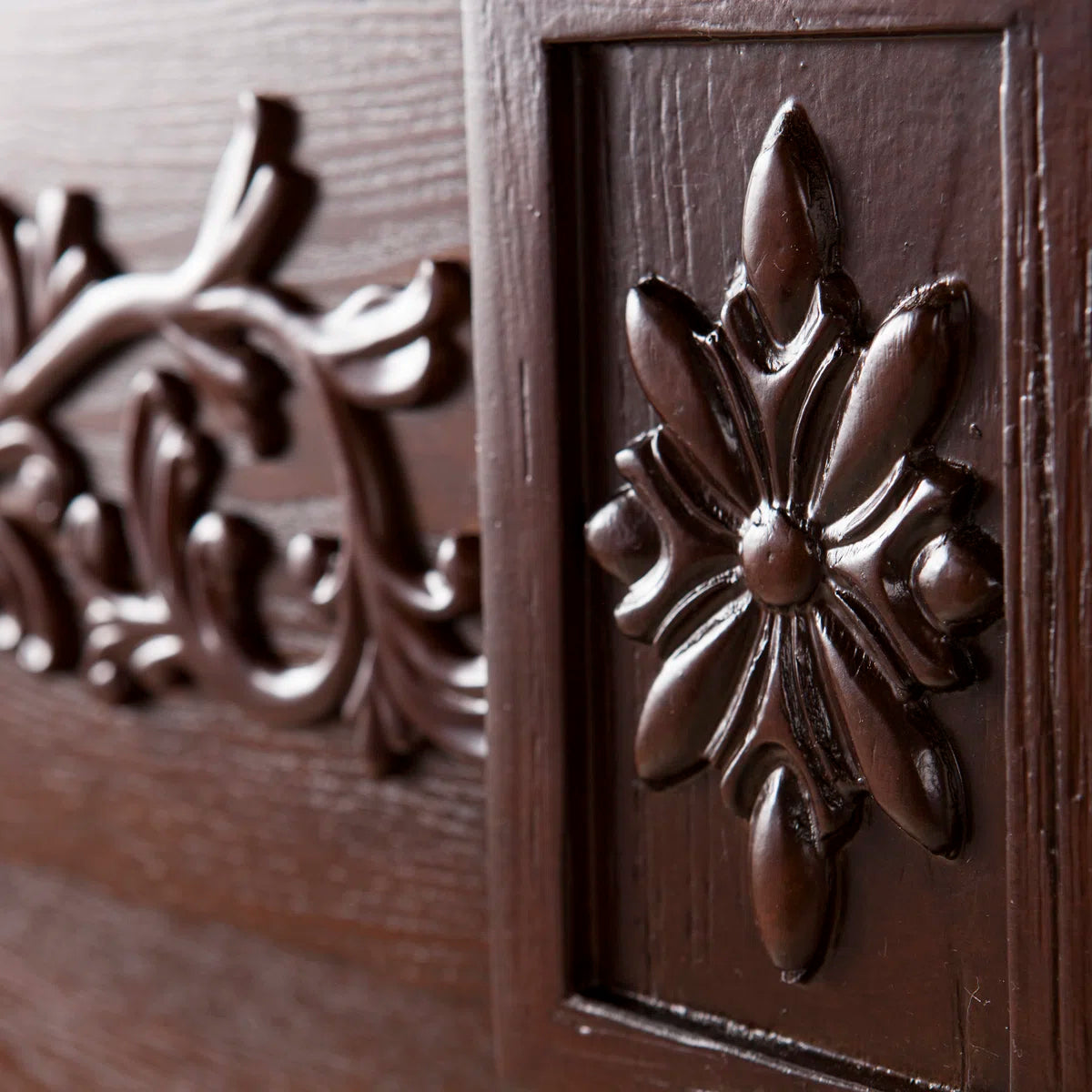 Furnishiaa Solid Sheesham Wood Free-Standing Fireplace