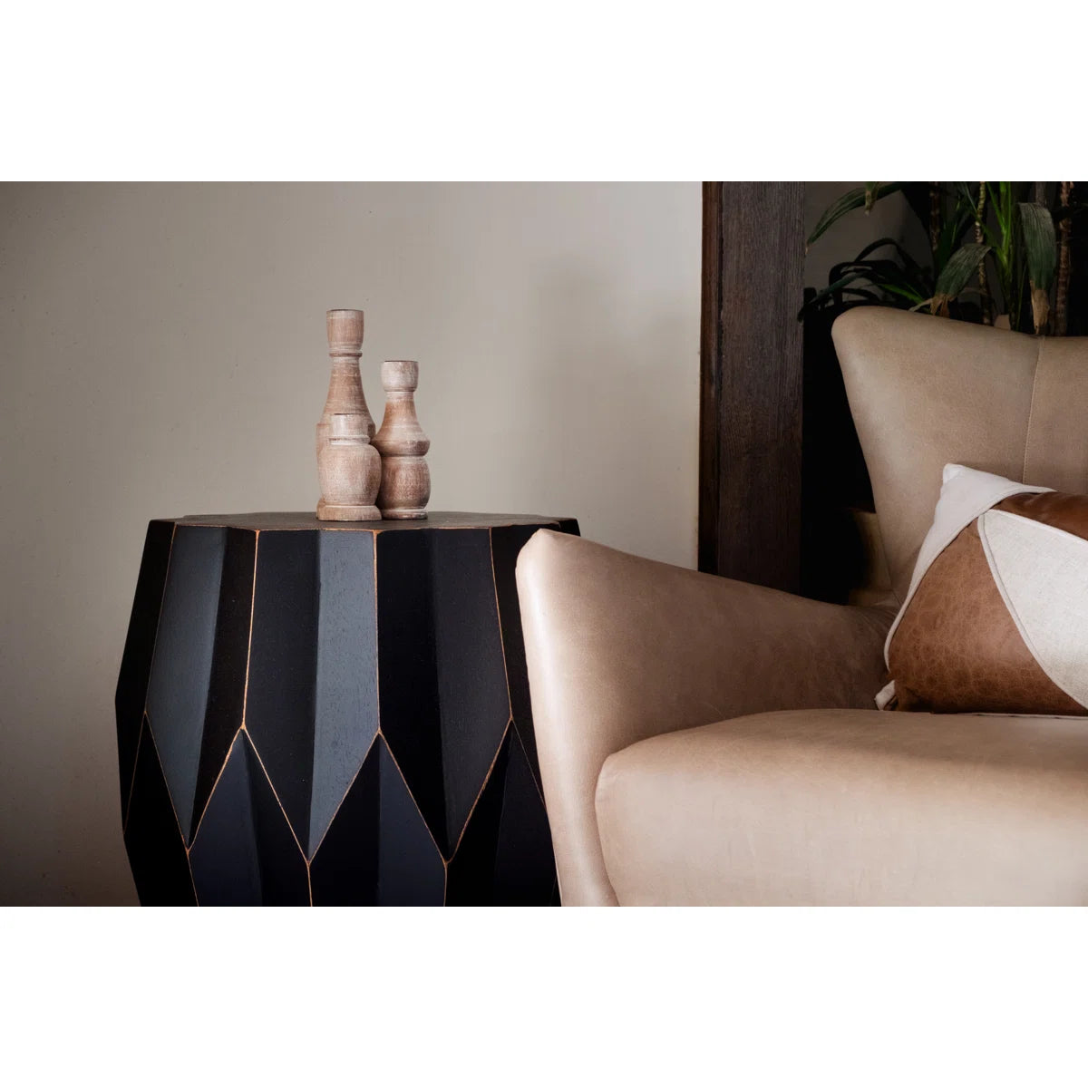 Furnishiaa Solid Sheesham Wood Geometric Side Table – Modern Drum Design